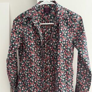 JCrew Fitted Shirt - ideal for school or work